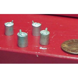 O SCALE SMALL ROUND GAS CANS