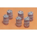 S SCALE SMALL WOOD BARRELS WITH LIDS