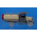 O SCALE KLEIBER CLOSED CAB OVAL TANK TRUCK